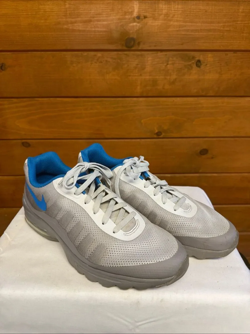 Nike Mens Air Max Invigor sneakers cool grey/blue Sz 11.5 749688-006